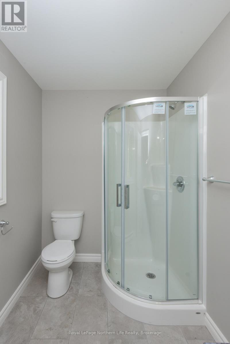 522 Hart Road, Callander, ON - Indoor Photo Showing Bathroom