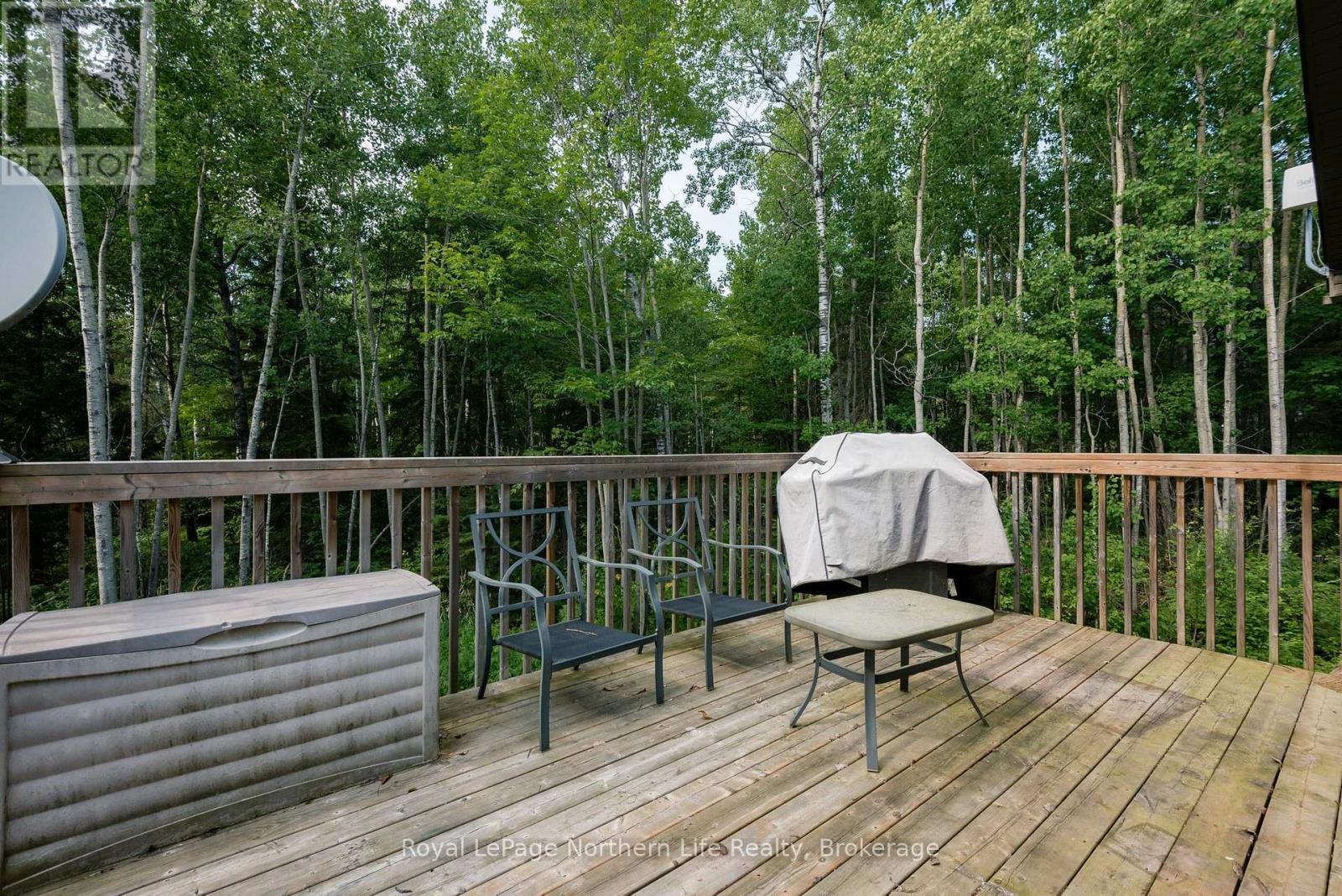522 Hart Road, Callander, ON - Outdoor With Deck Patio Veranda