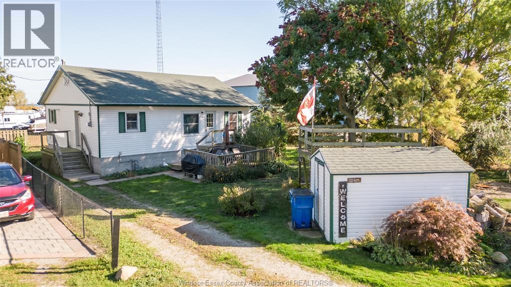 1520 Kerr Avenue, Erieau, ON - Outdoor