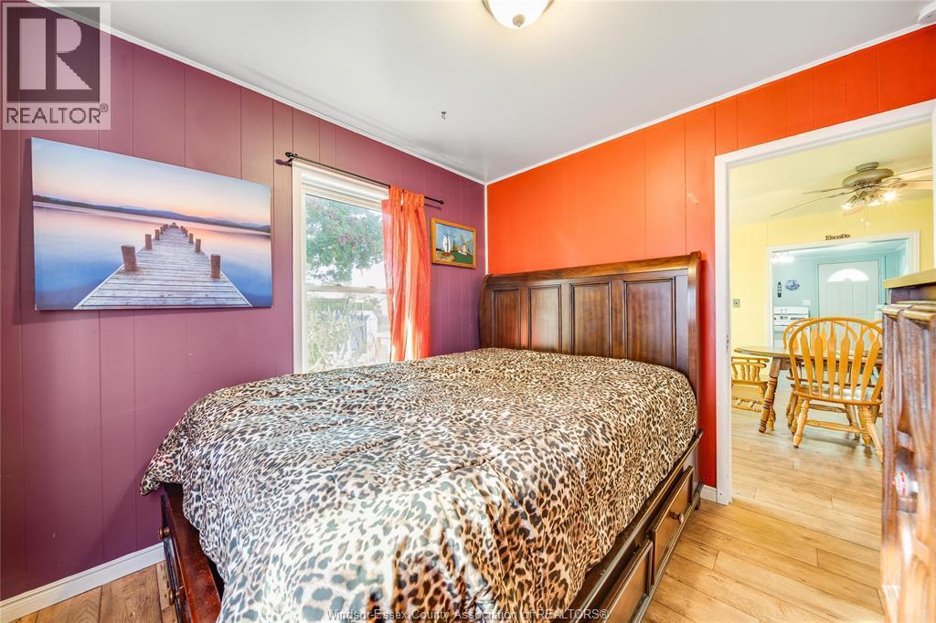 1520 Kerr Avenue, Erieau, ON - Indoor Photo Showing Bedroom