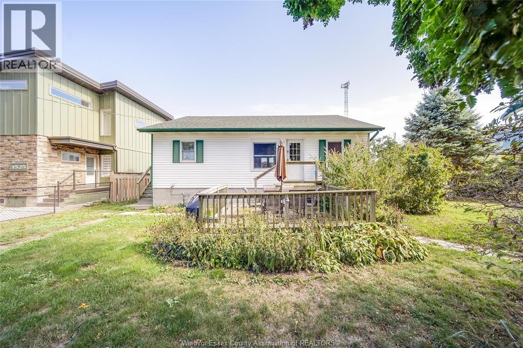 1520 Kerr Avenue, Erieau, ON - Outdoor