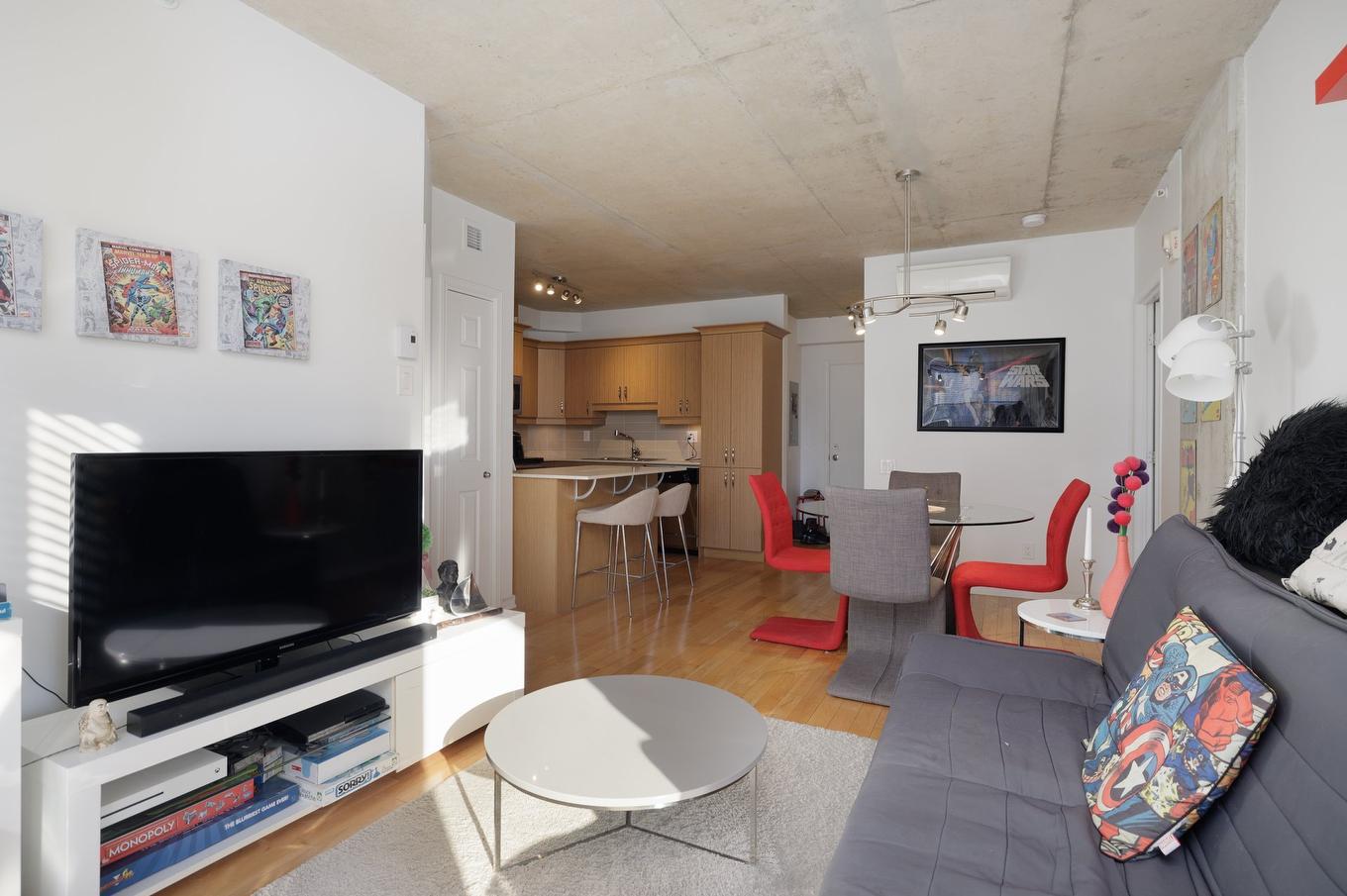 Overall view - 714-1235 Rue Bishop, Montréal (Ville-Marie), QC - Indoor Photo Showing Living Room