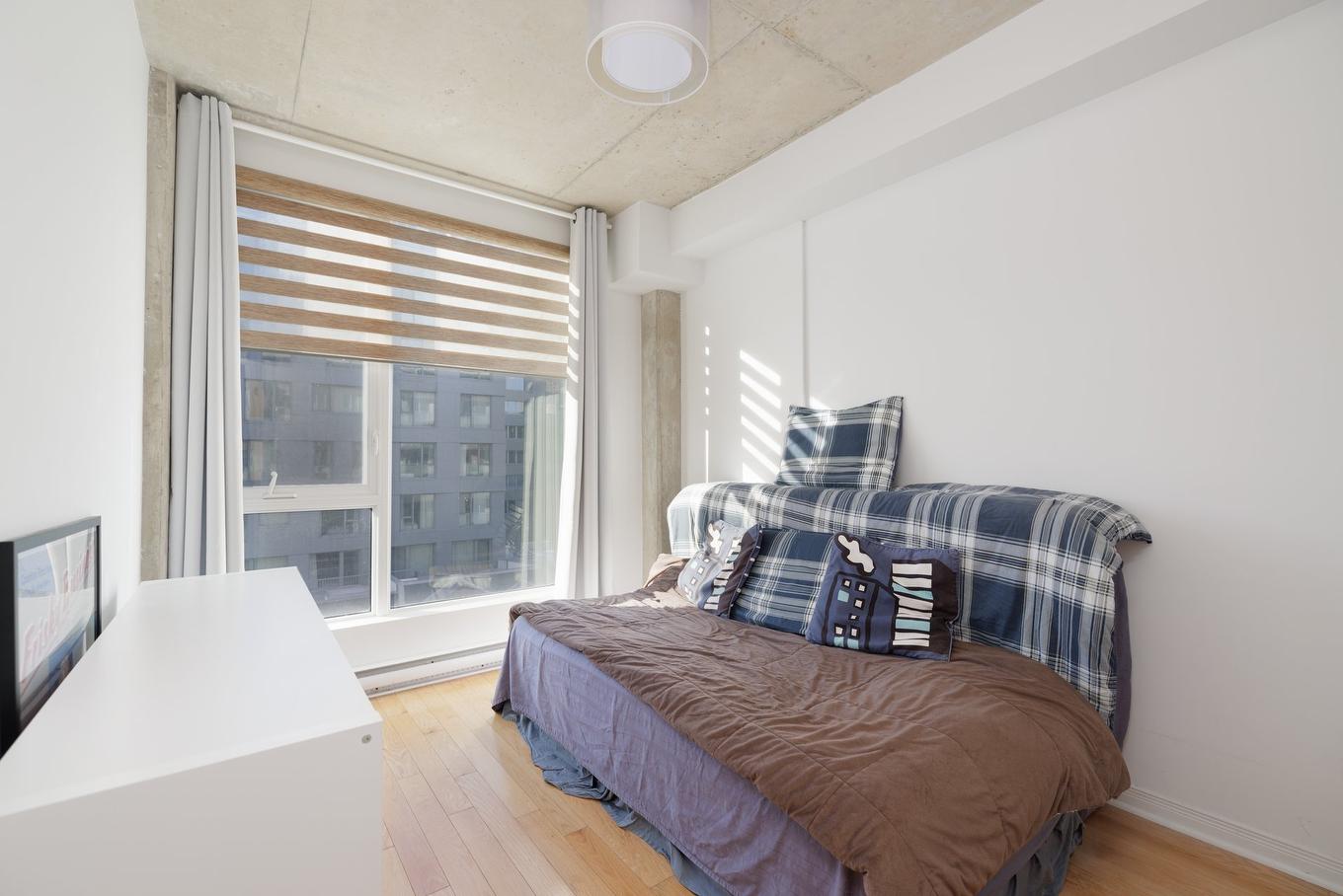 Bedroom - 714-1235 Rue Bishop, Montréal (Ville-Marie), QC - Indoor Photo Showing Bedroom