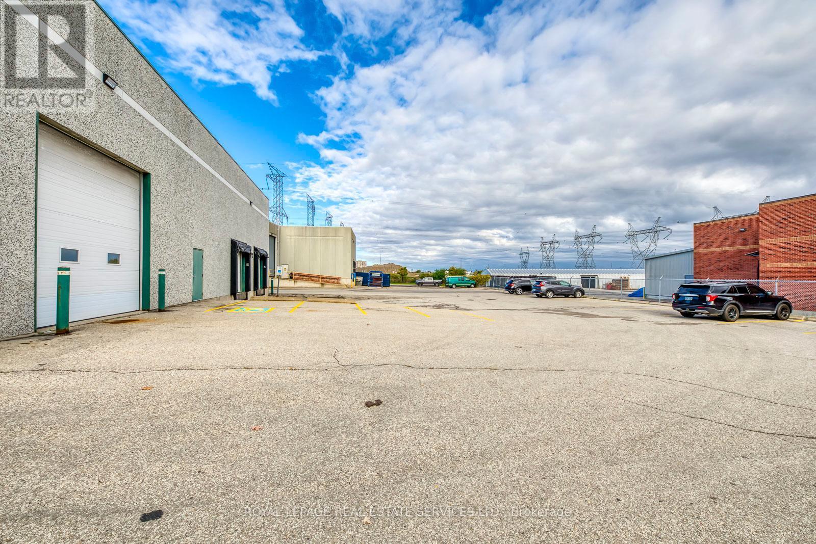 7205 Edwards Boulevard, Mississauga, ON