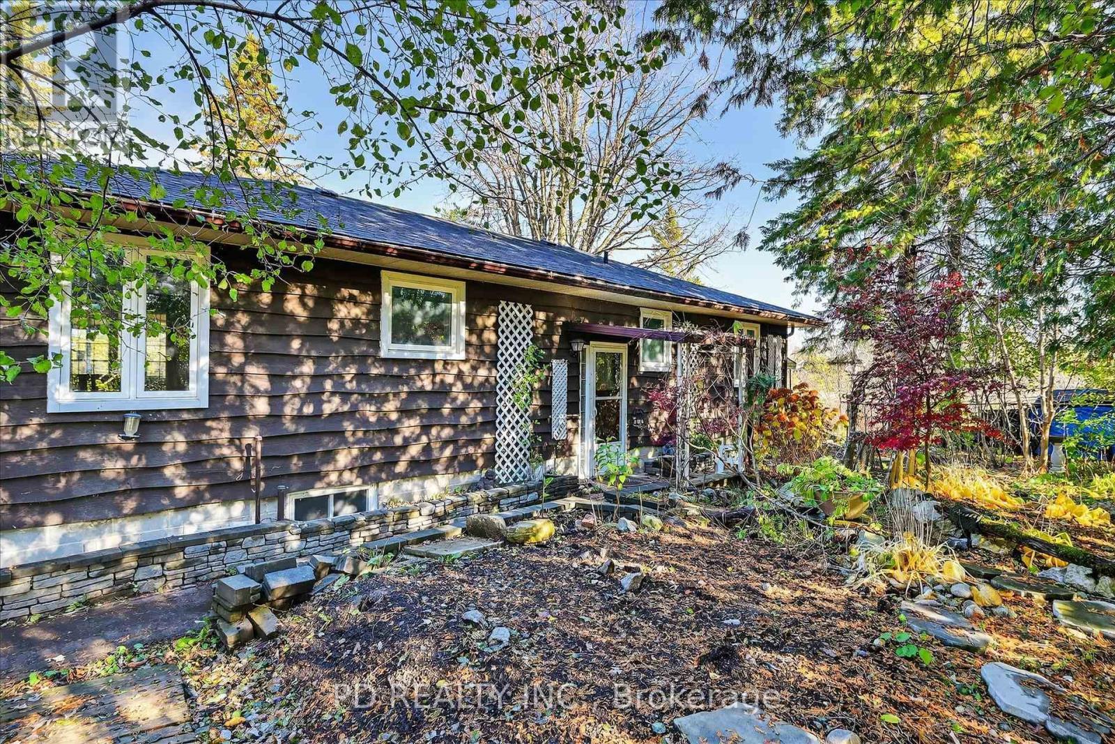54 Carlton Crescent, Kawartha Lakes (Emily), ON - Outdoor