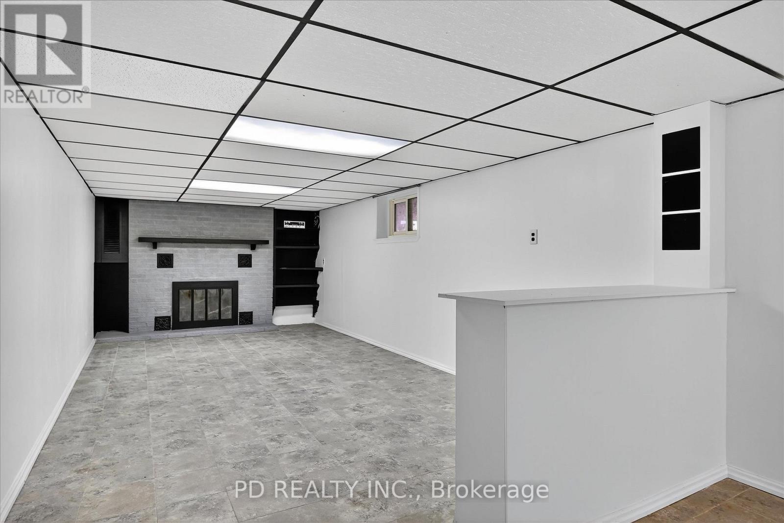 54 Carlton Crescent, Kawartha Lakes (Emily), ON - Indoor Photo Showing Other Room