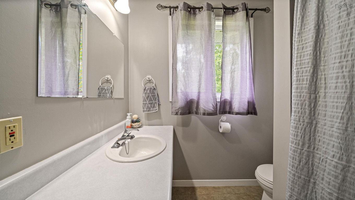 2155 Beaver Bank Road, Beaver Bank, NS