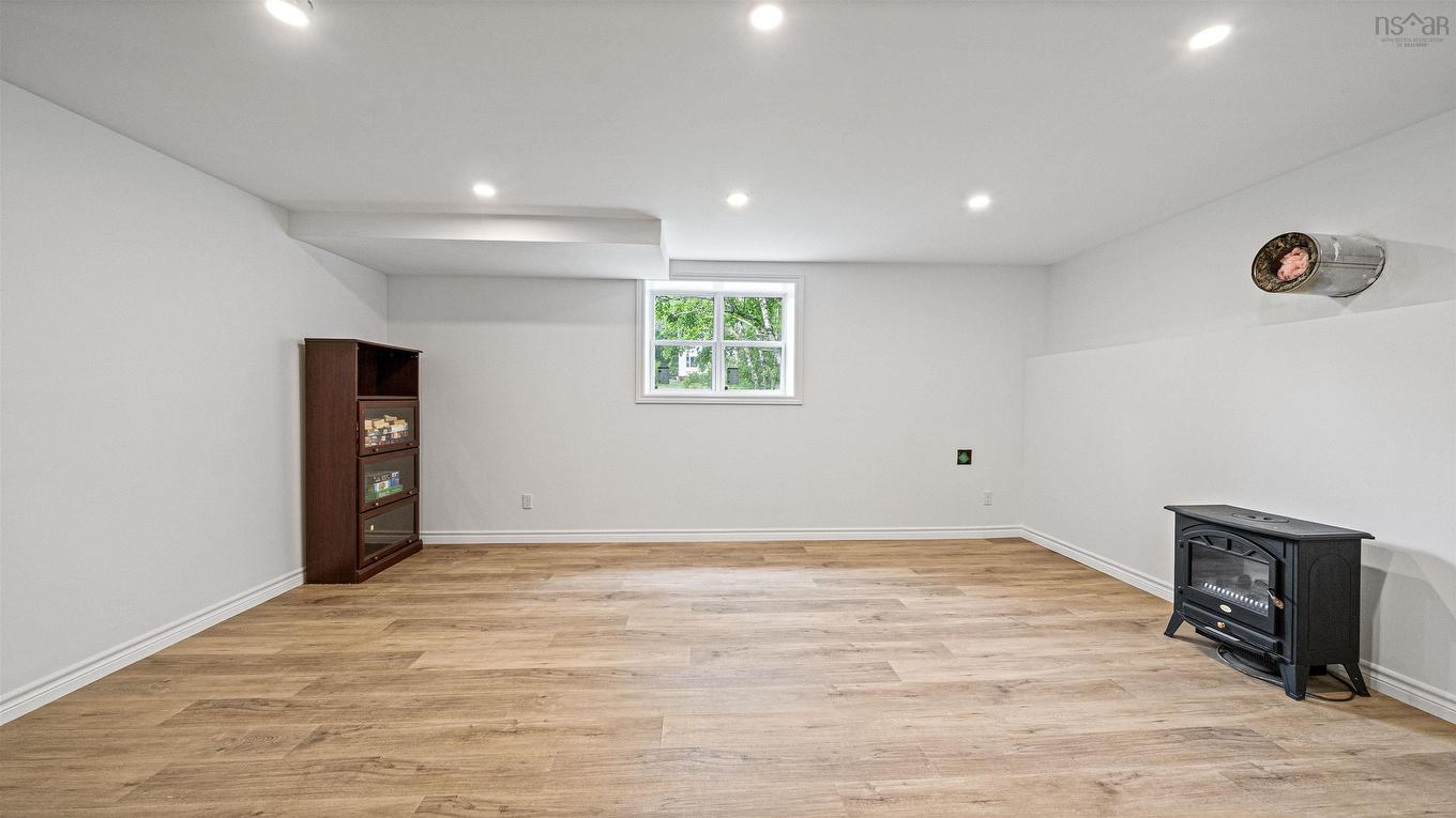 2155 Beaver Bank Road, Beaver Bank, NS