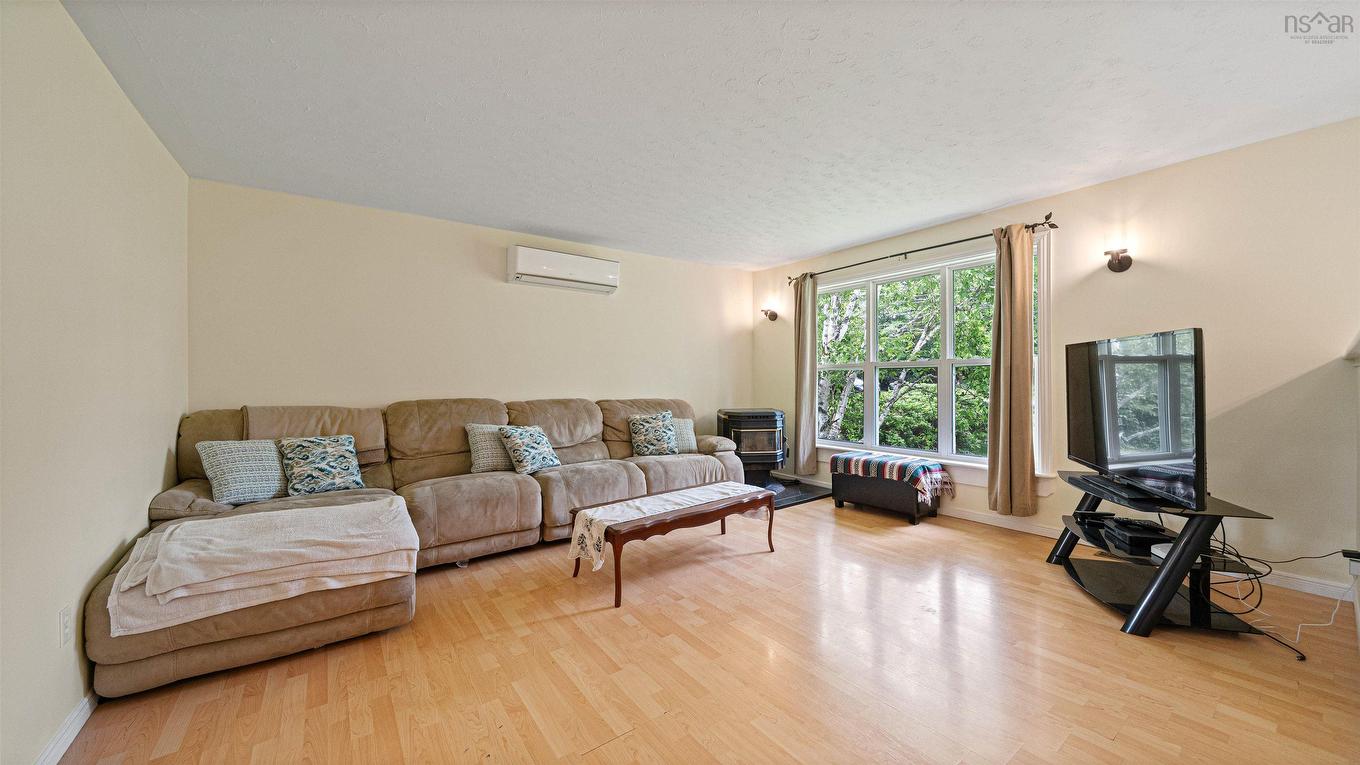 2155 Beaver Bank Road, Beaver Bank, NS