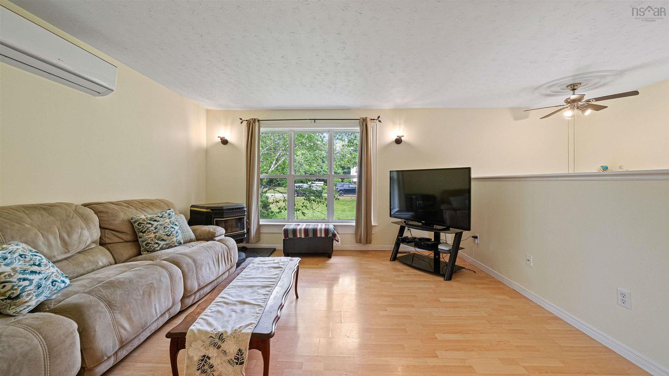 2155 Beaver Bank Road, Beaver Bank, NS