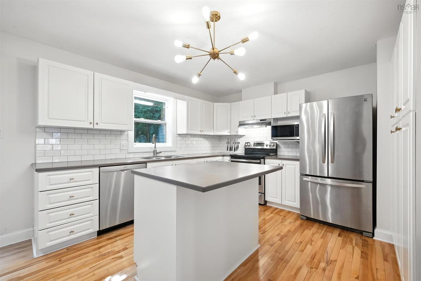 221 Spinnaker Drive, Halifax Peninsula, NS