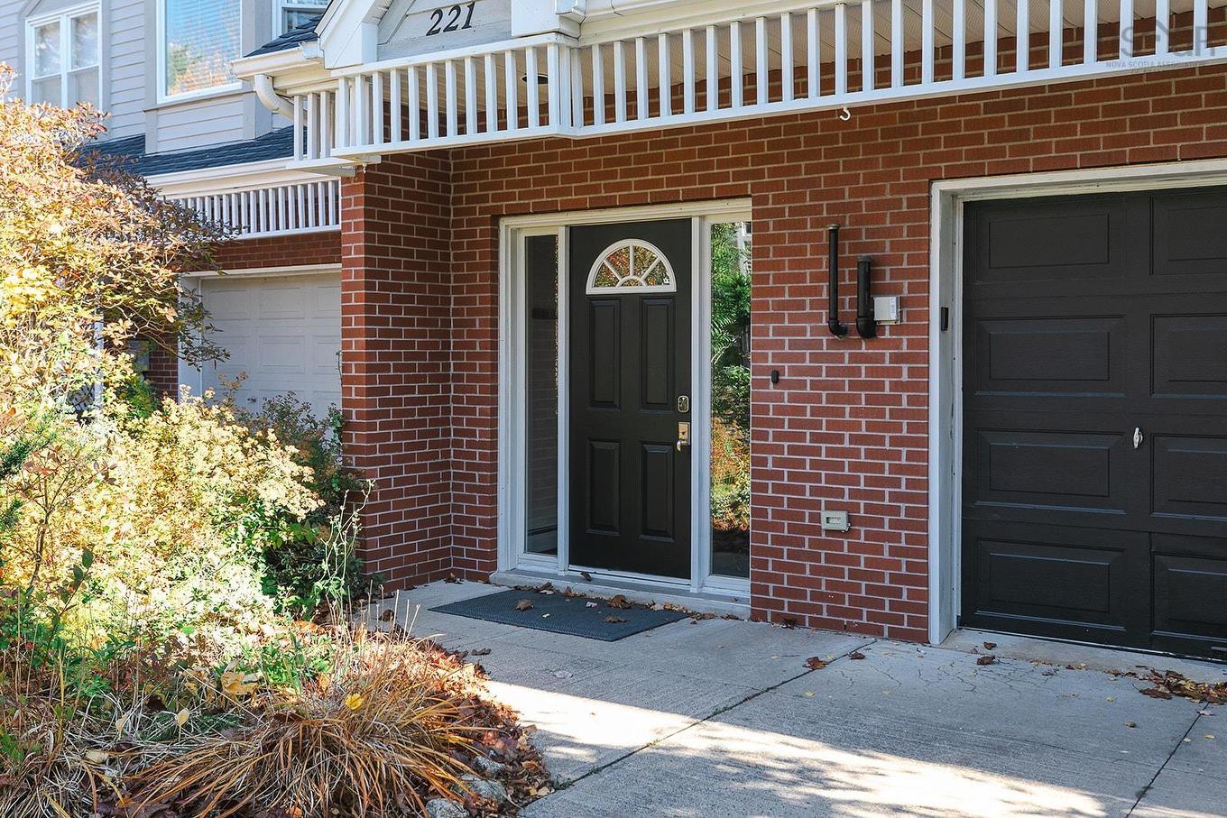 221 Spinnaker Drive, Halifax Peninsula, NS