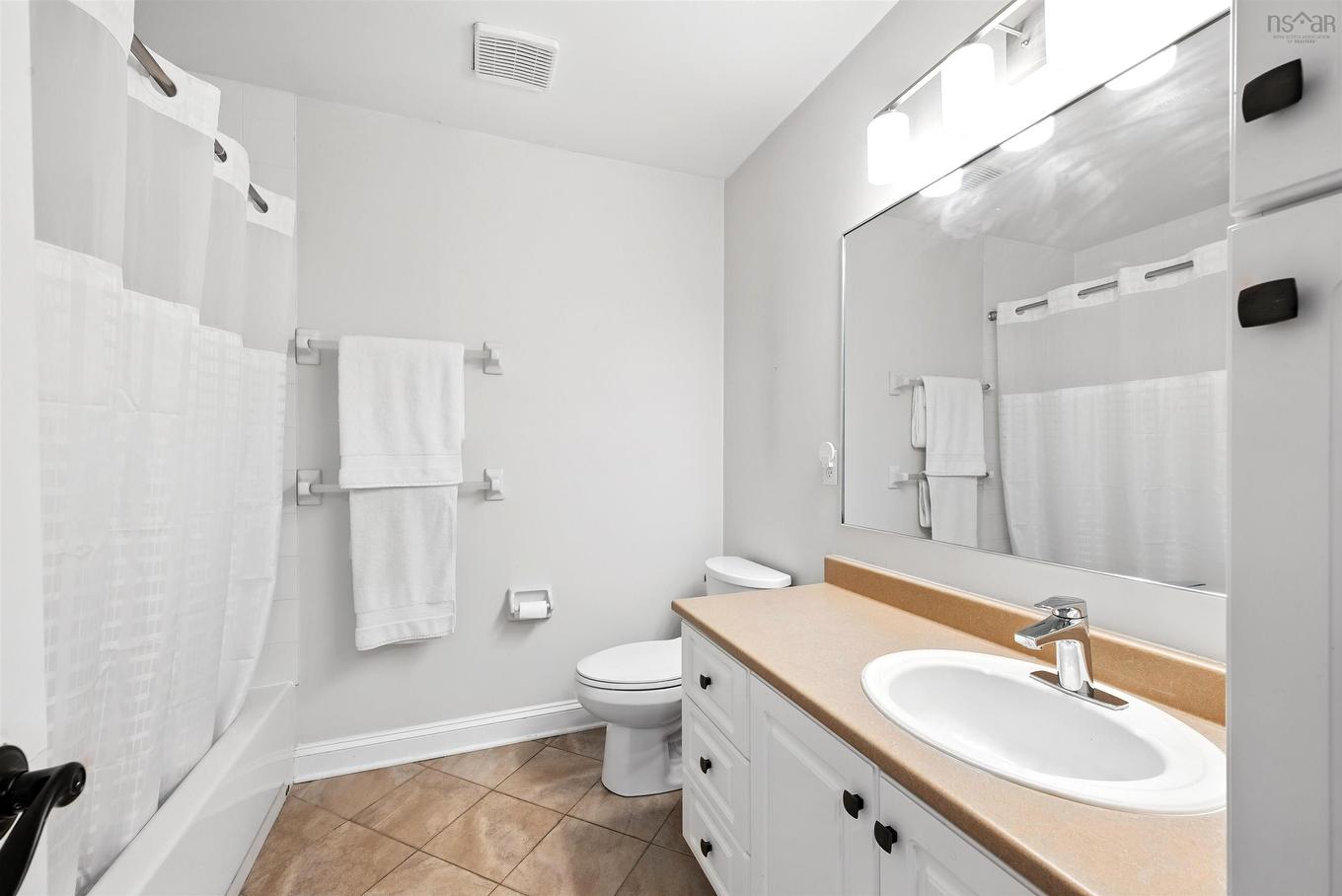 221 Spinnaker Drive, Halifax Peninsula, NS