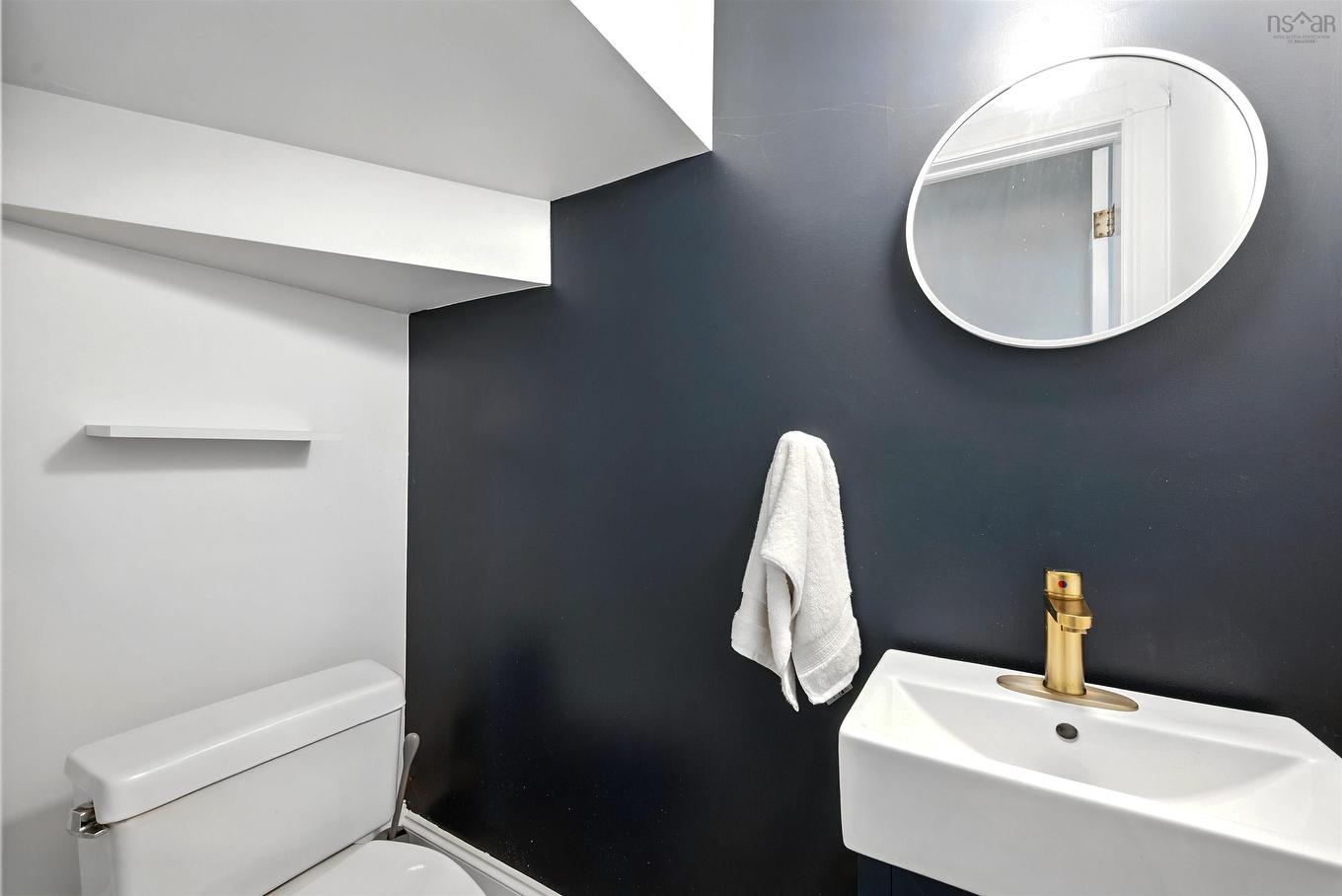 221 Spinnaker Drive, Halifax Peninsula, NS