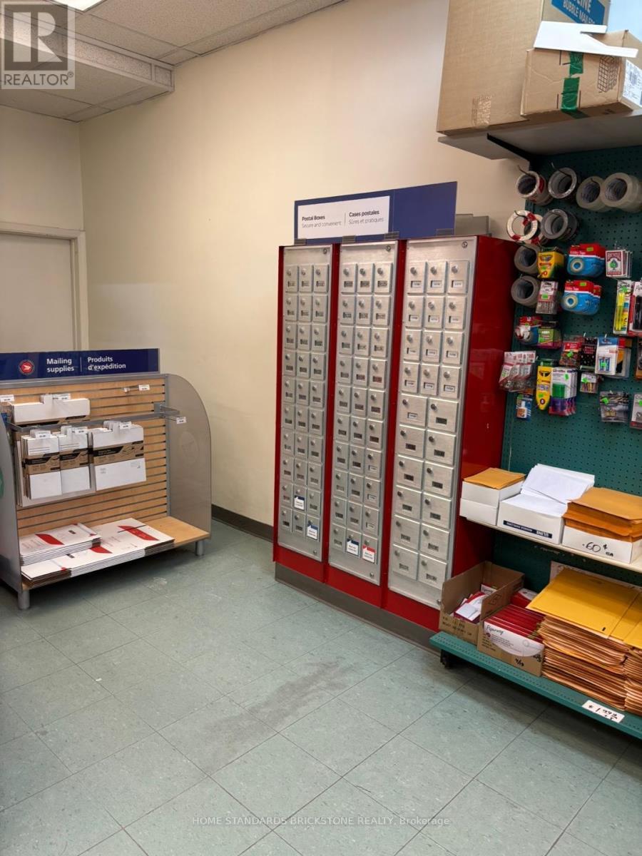 22 - 666 Burnhamthorpe Road, Toronto, ON