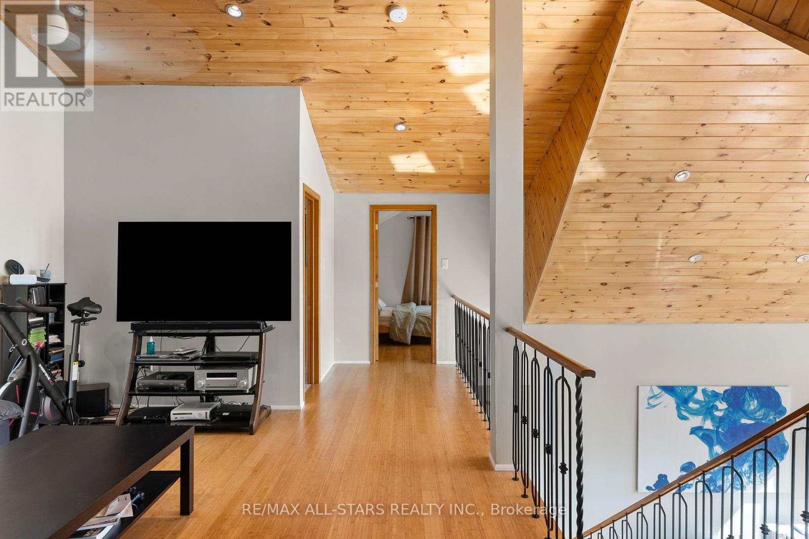 9 Briar Street, Kawartha Lakes (Fenelon), ON - Indoor Photo Showing Other Room