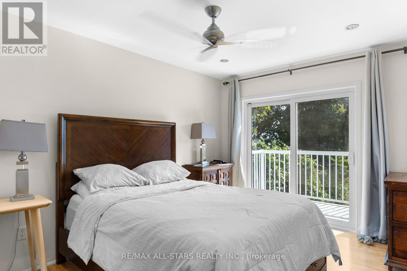 9 Briar Street, Kawartha Lakes (Fenelon), ON - Indoor Photo Showing Bedroom