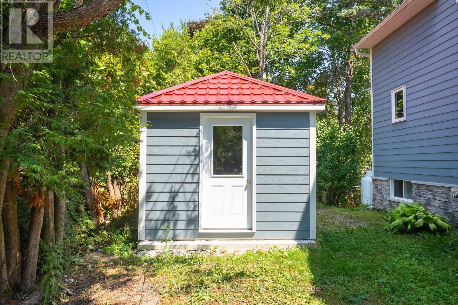 9 Briar Street, Kawartha Lakes (Fenelon), ON - Outdoor With Exterior