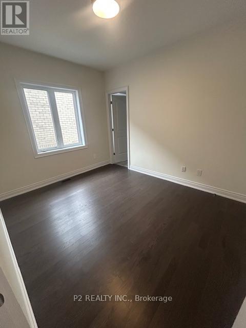 34 Wild Ginger Lane, Springwater, ON - Indoor Photo Showing Other Room