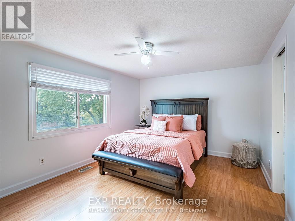 3137 Osbourne Road, Mississauga, ON - Indoor Photo Showing Bedroom