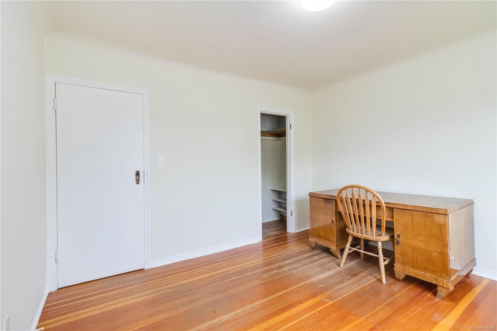 1835 Fernwood Rd, Victoria, BC