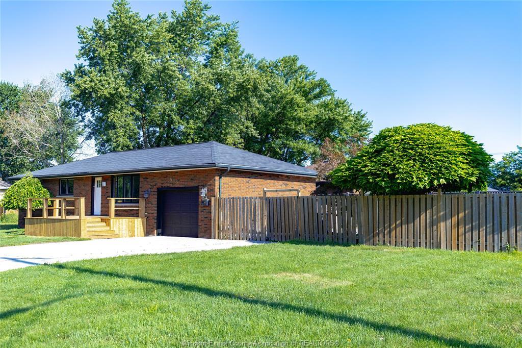 595 County Rd 2, Lakeshore, ON