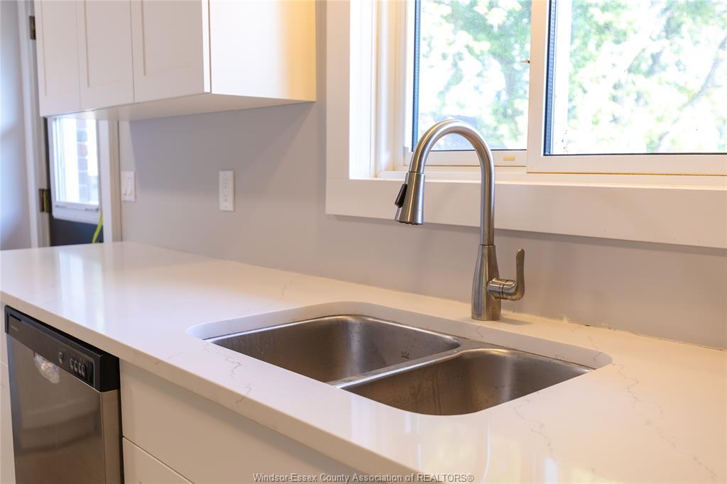 595 County Rd 2, Lakeshore, ON