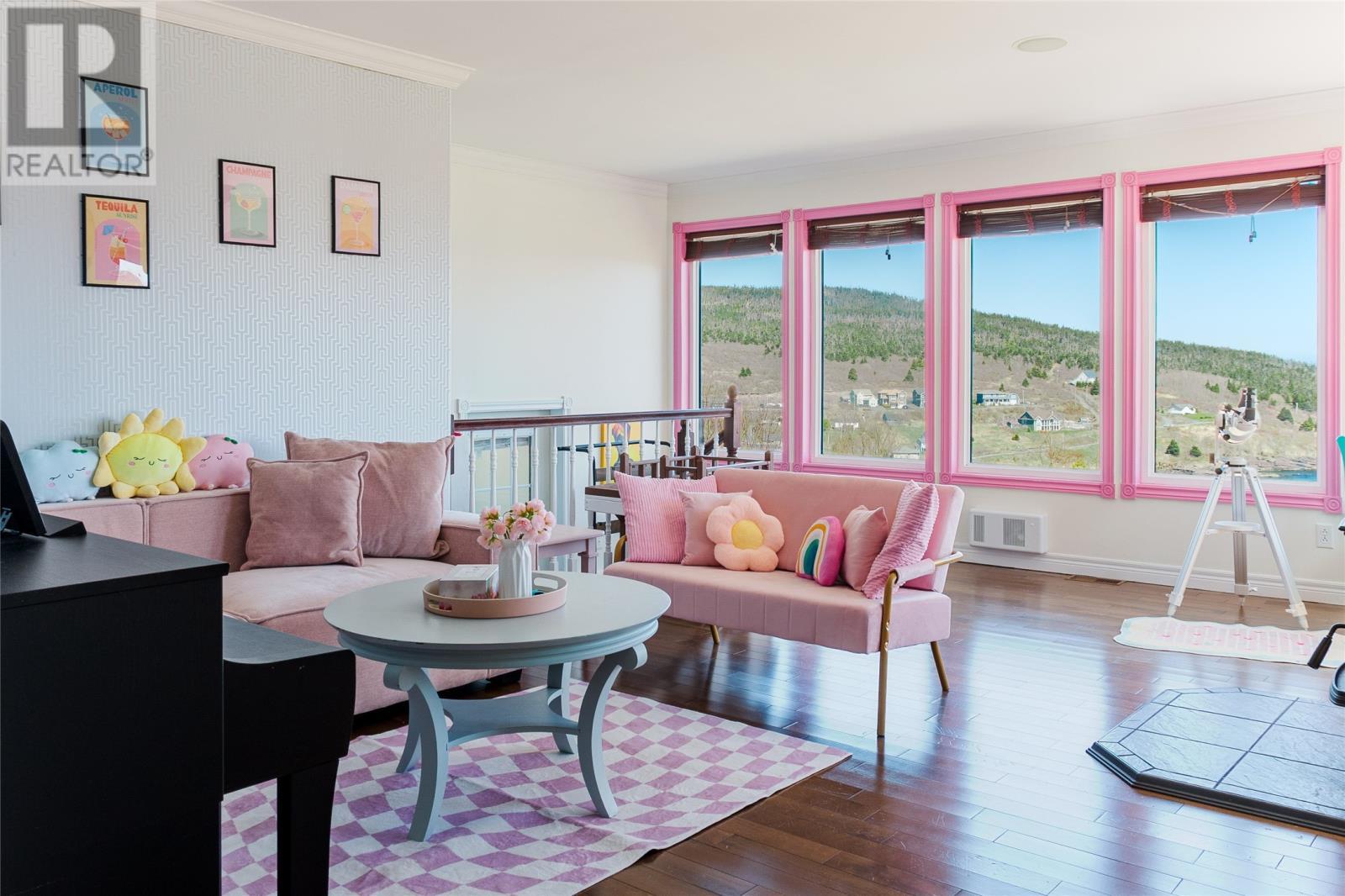 24 Motion Bay Road Extension, Petty Harbour - Maddox Cove, NL - Indoor Photo Showing Living Room