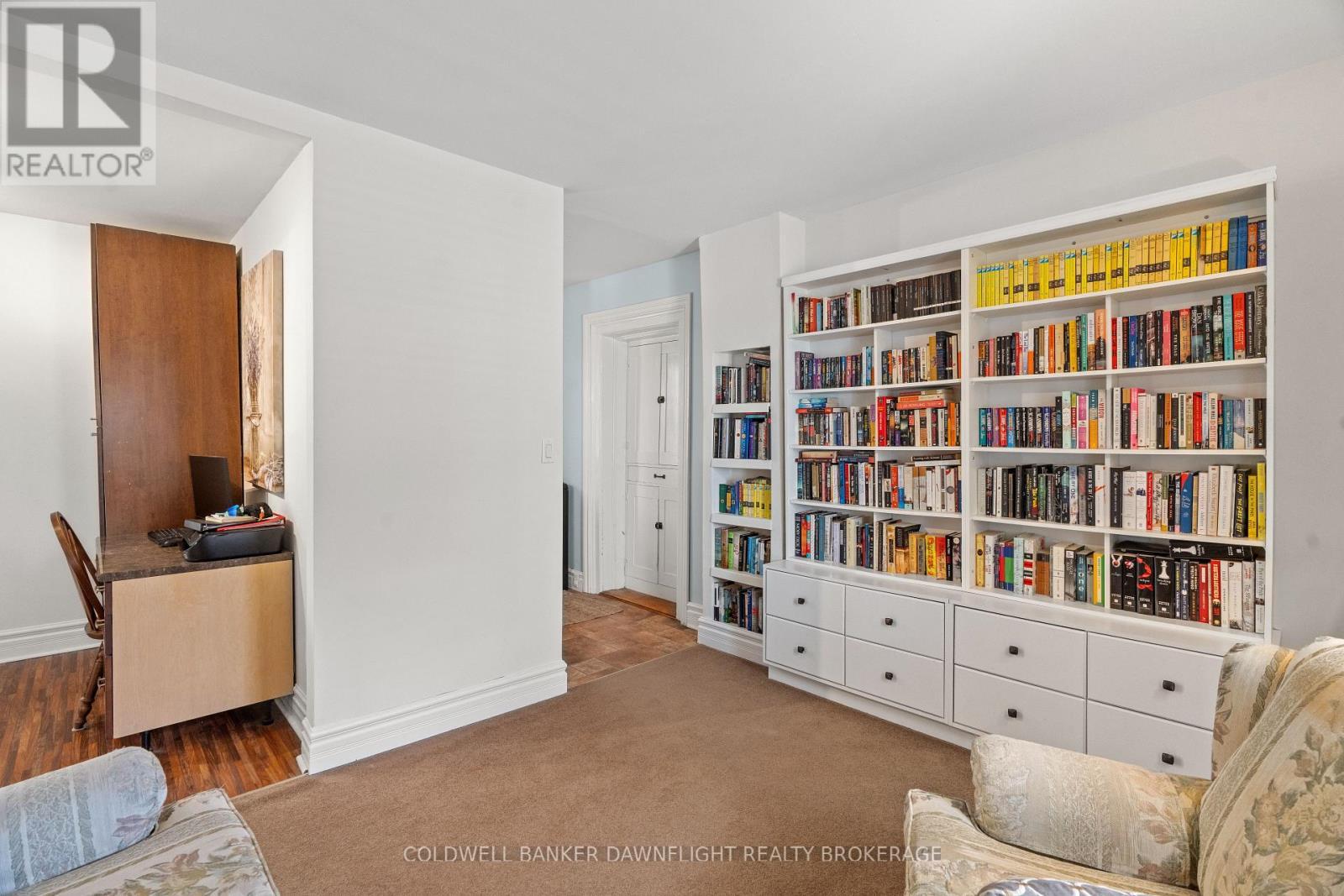 345 William Street, South Huron (Exeter), ON - Indoor