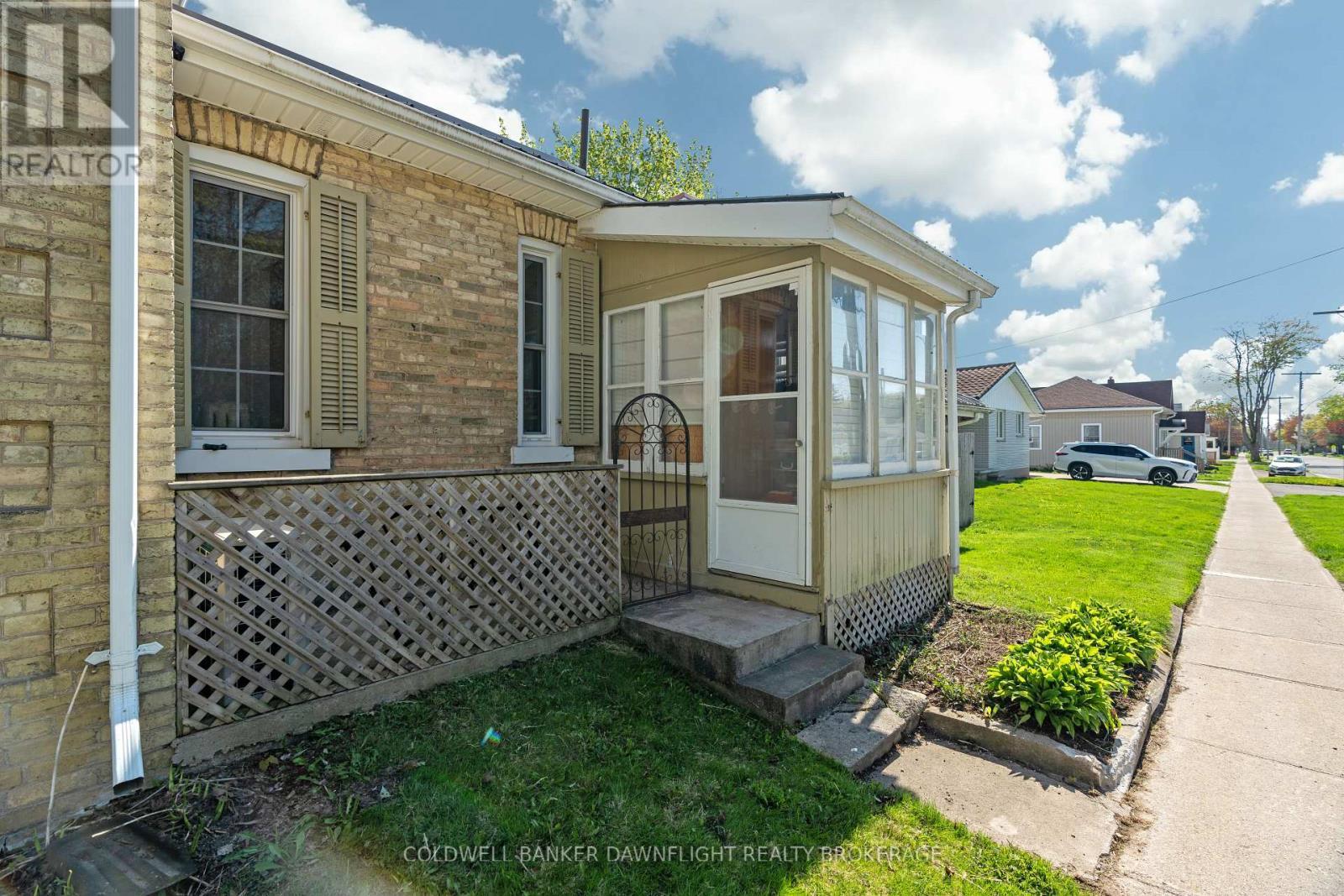 345 William Street, South Huron (Exeter), ON - Outdoor