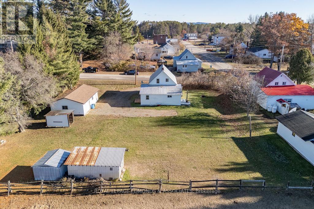 7 Elizabeth Street, Laurentian Hills, ON - Outdoor With View
