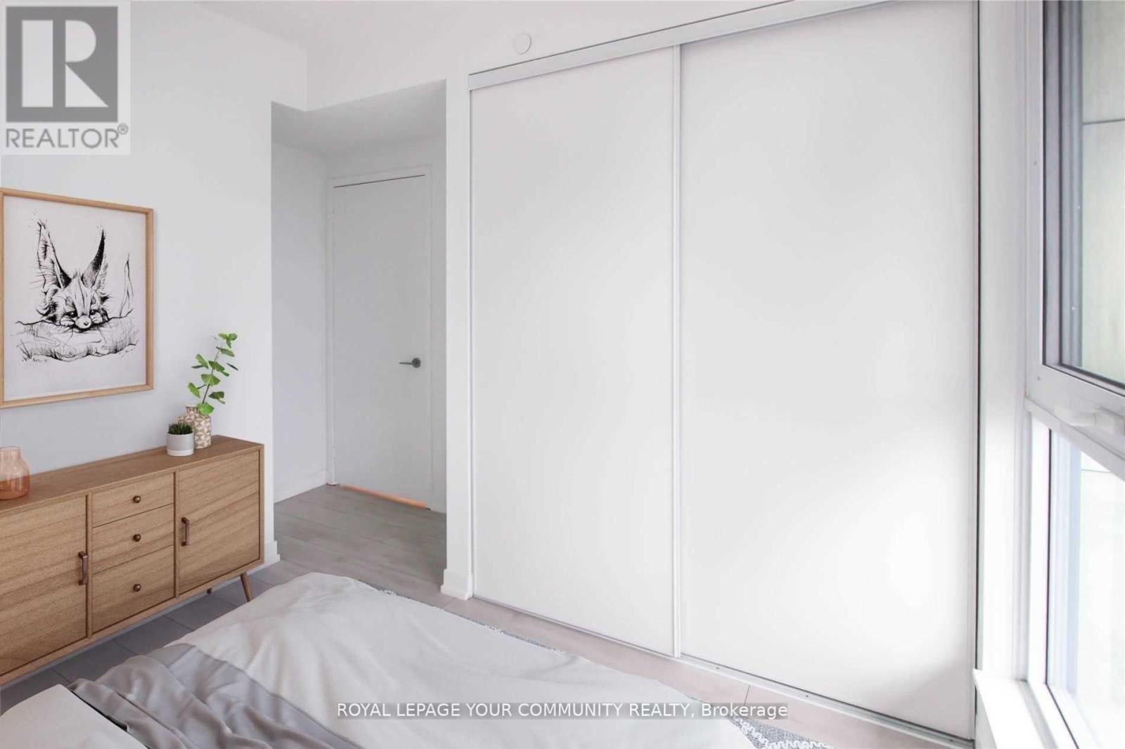 5311 - 950 Portage Parkway, Vaughan, ON - Indoor Photo Showing Bedroom