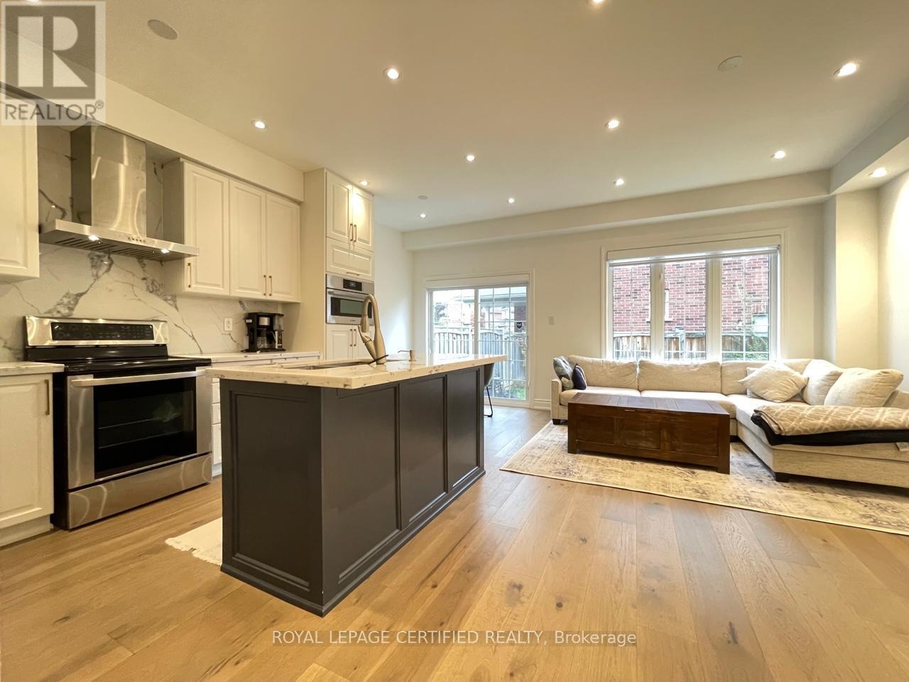 Upper - 1263 Sim Place, Milton, ON - Indoor Photo Showing Kitchen