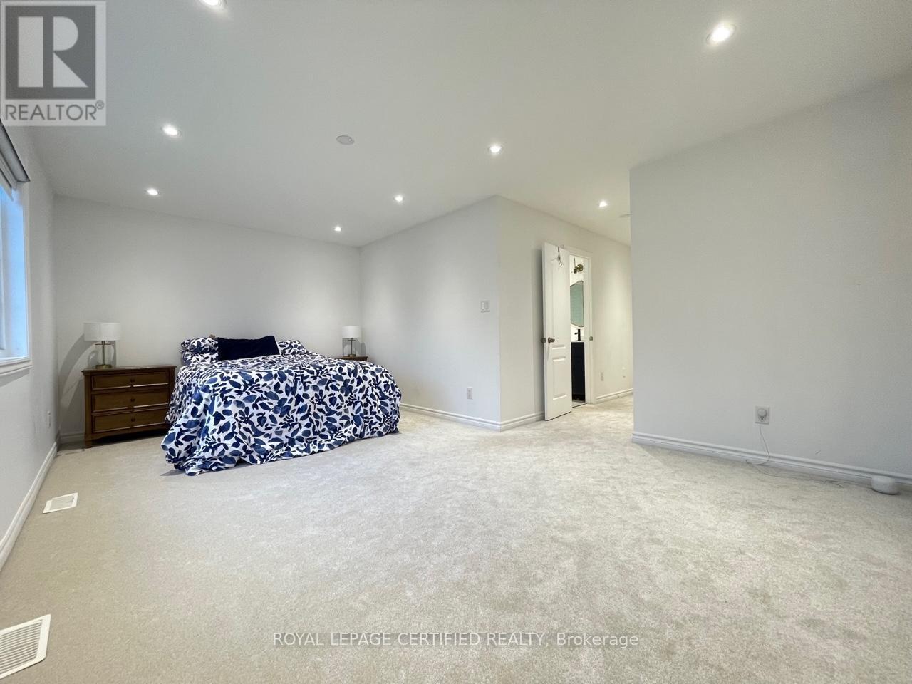 Upper - 1263 Sim Place, Milton, ON - Indoor Photo Showing Bedroom