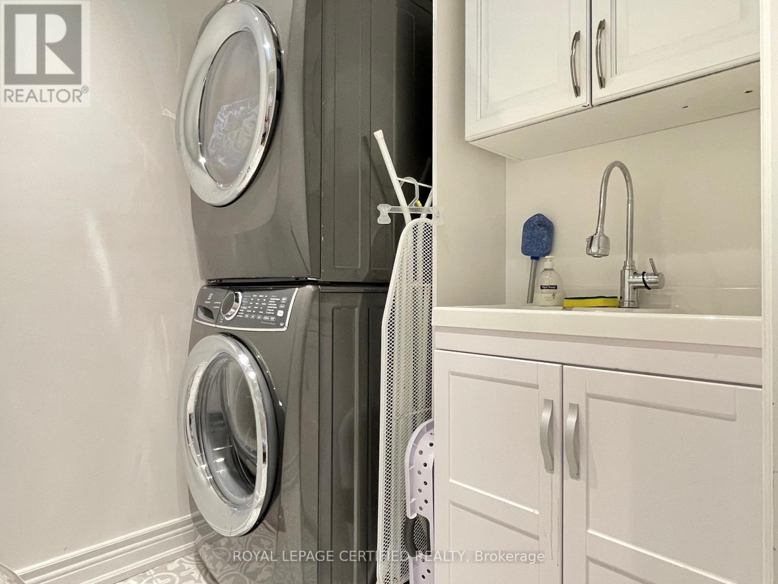 Upper - 1263 Sim Place, Milton, ON - Indoor Photo Showing Laundry Room