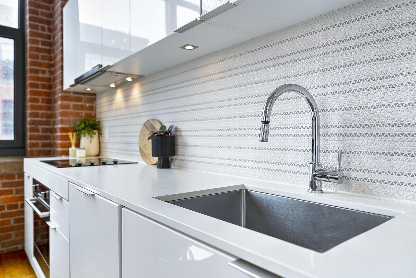 Cuisine - 712-1730 Rue St-Patrick, Montréal (Le Sud-Ouest), QC - Indoor Photo Showing Kitchen