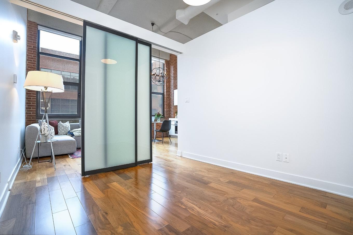 Chambre à coucher - 712-1730 Rue St-Patrick, Montréal (Le Sud-Ouest), QC - Indoor Photo Showing Other Room