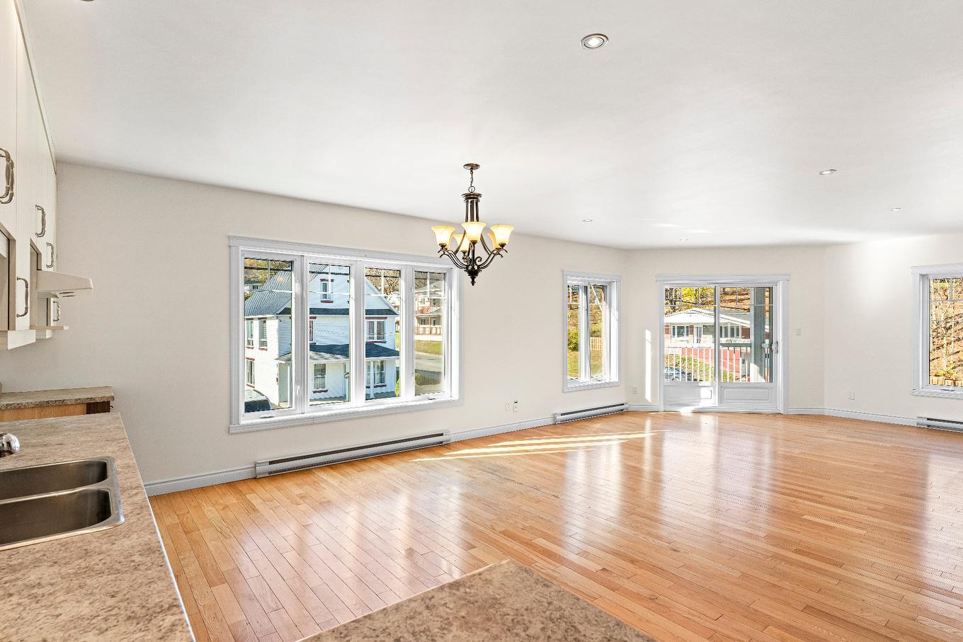 Salle à manger - 885Z - 889Z Rue Child, Coaticook, QC - Indoor