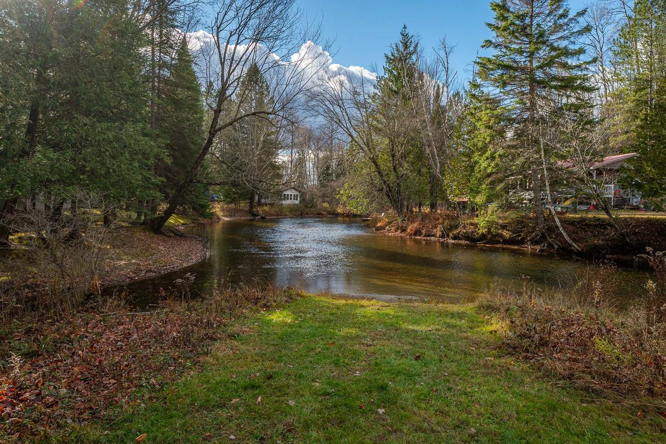 Accès au plan d'eau - 118 Ch. Charles-Aimé-Côté, Amherst, QC - Outdoor With Body Of Water With View