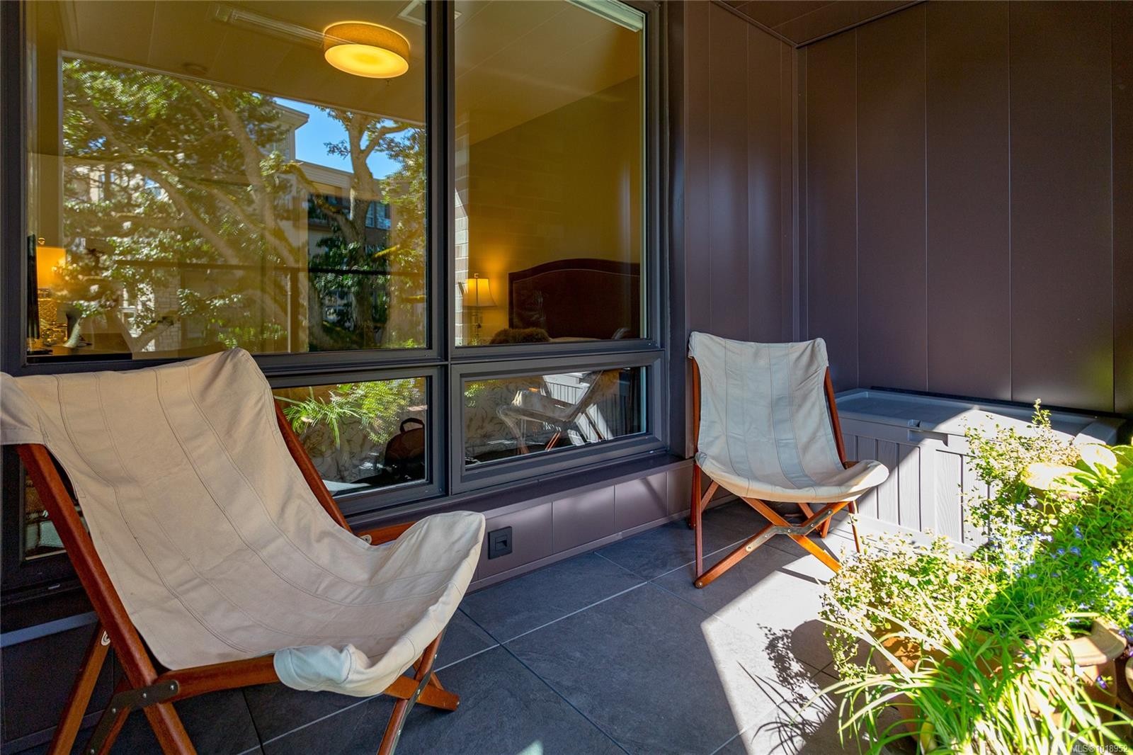 203-1201 Fort St, Victoria, BC - With Exterior