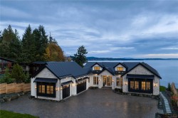 3080 Beachfront Cres Mill Bay, BC V0R 2P3