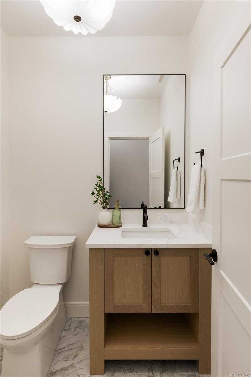 3080 Beachfront Cres, Mill Bay, BC