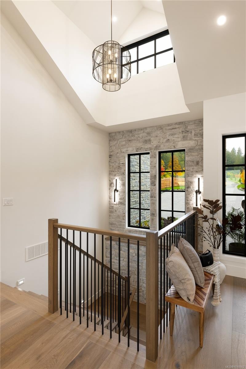 3080 Beachfront Cres, Mill Bay, BC