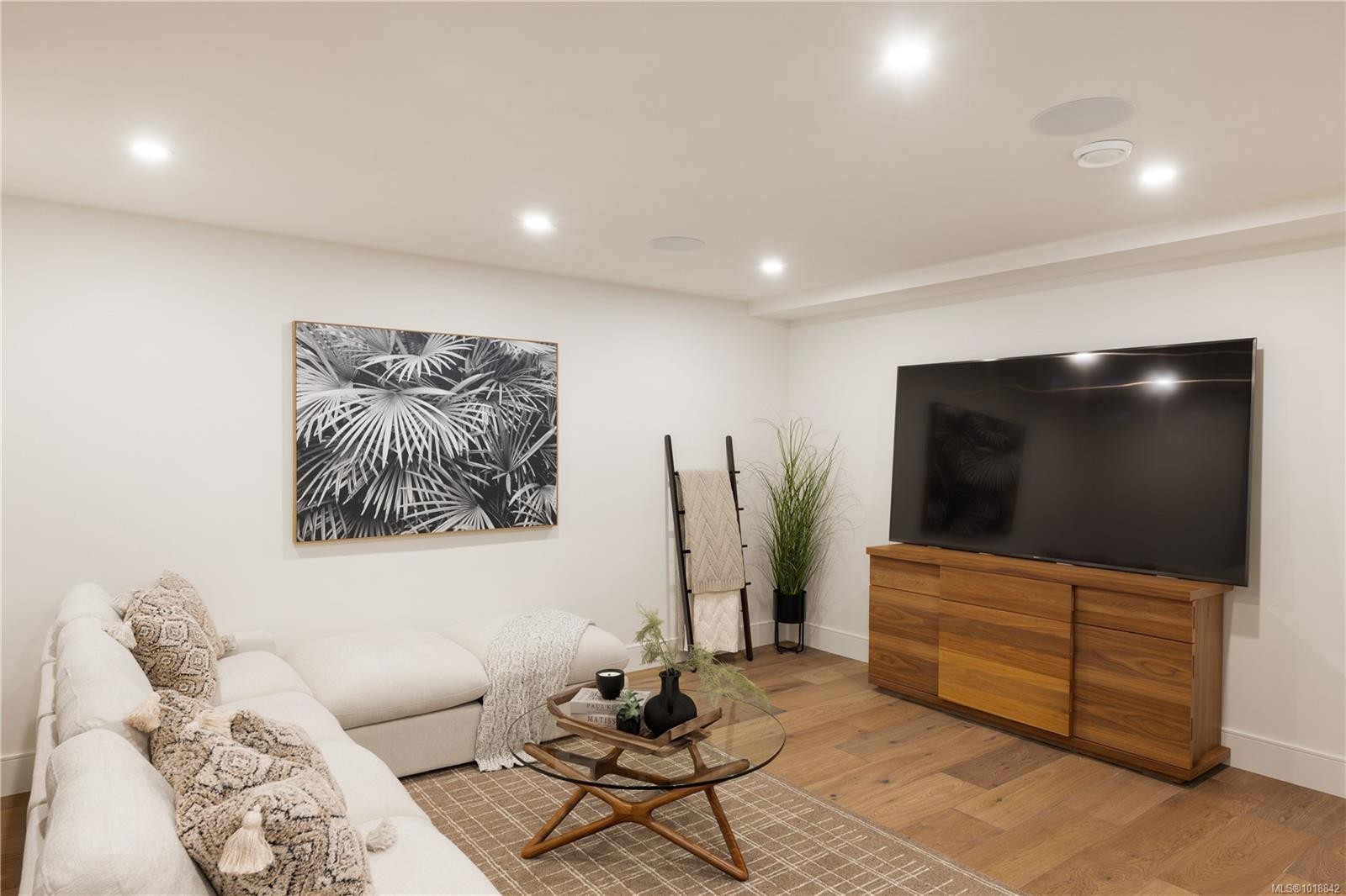 3080 Beachfront Cres, Mill Bay, BC