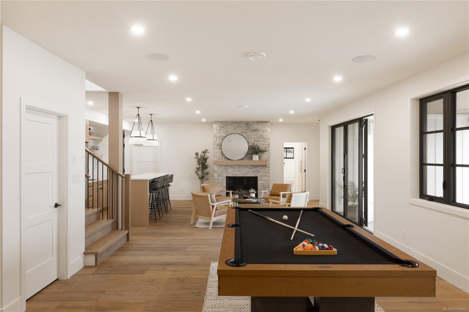 3080 Beachfront Cres, Mill Bay, BC