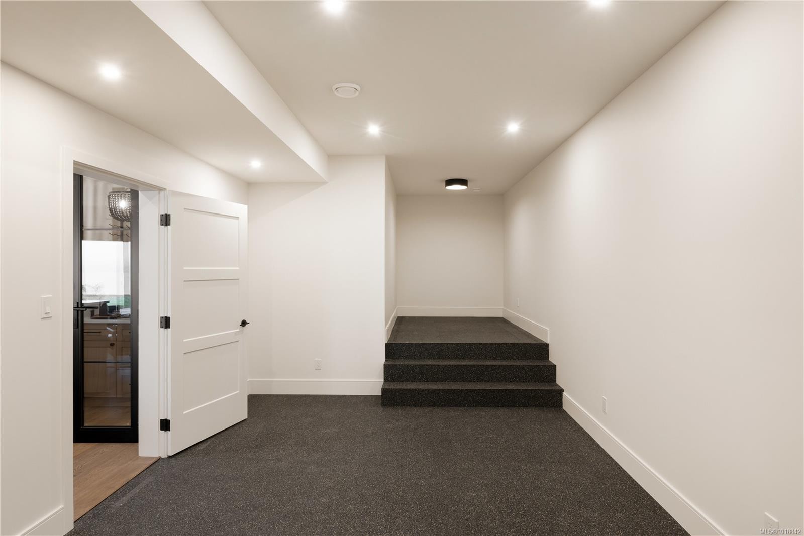 3080 Beachfront Cres, Mill Bay, BC