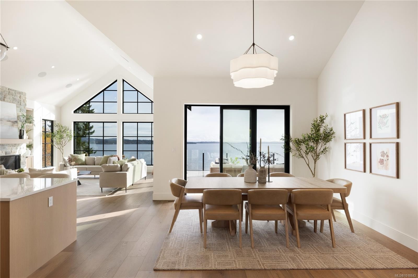 3080 Beachfront Cres, Mill Bay, BC