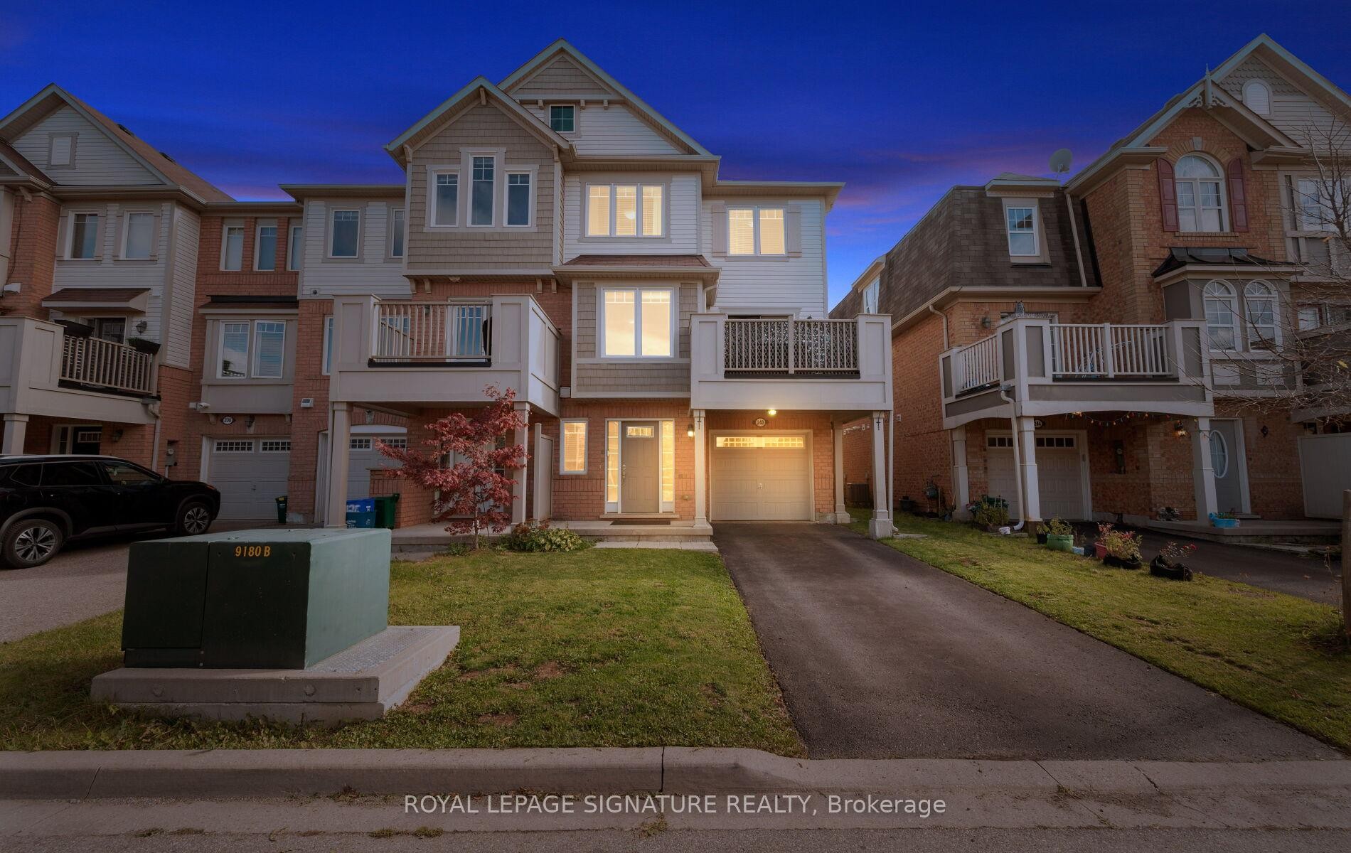 240 Mortimer Crescent, Milton, ON - Outdoor With Balcony With Facade