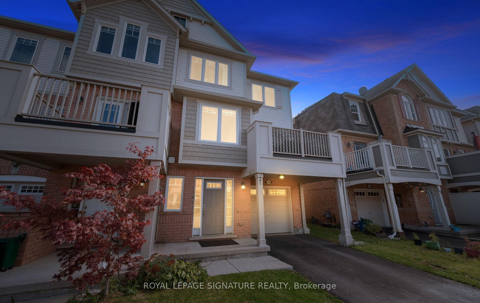 240 Mortimer Crescent, Milton, ON - Outdoor With Balcony