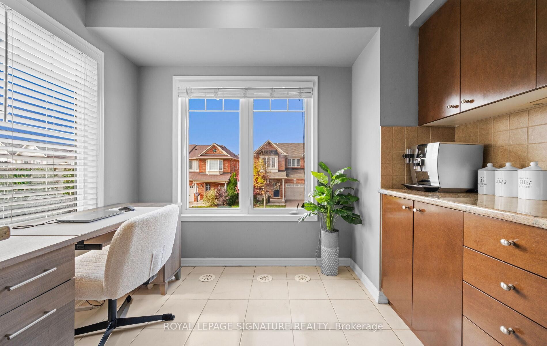 240 Mortimer Crescent, Milton, ON - Indoor